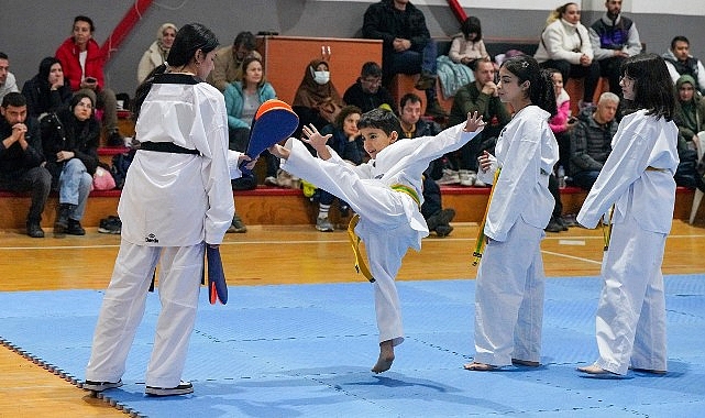 Gaziemir’in taekwondocuları kuşak heyecanı yaşadı