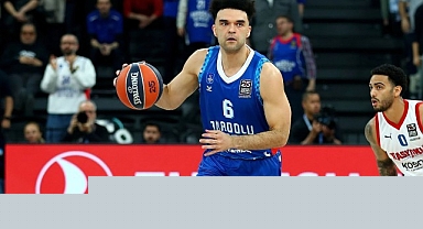Anadolu Efes Spor Kulübü, Turkish Airlines EuroLeague’in 25. Yılına Özel 90’lar Nostalji Forması ile Parkeye Çıktı