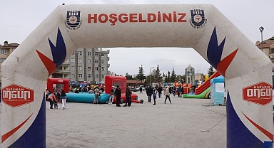 Çocuklar Bayramda Doyasıya Eğlendi