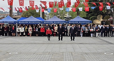 23 Nisan Ulusal Egemenlik ve Çocuk Bayramı’nın 105. yıl dönümü Gölcük’te coşku ile kutlandı.