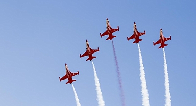 29 Nisan’da KKTC’de Gökyüzü Kırmızı Beyaz Olacak