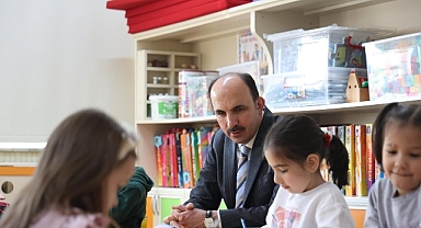 Başkan Altay, NEÜ ve Mehmet Beğen Ortaokulu’nda öğrencilerle bir araya geldi