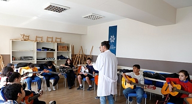 Başkan Çerçioğlu’ndan geleceğin sanatçılarına tam destek