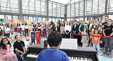 Başkan Çerçioğlu’nun Aydın’a Kazandırdığı Otizm Merkezlerinin Öğrencilerinden Sanat Sergisi