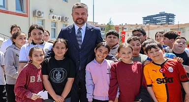 Başkan Görkem Duman: “Gelecek çocukların gülüşlerinde”
