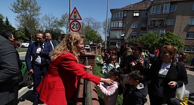 Bakırköy Belediyesi depreme karşı tüm birimleriyle sahada
