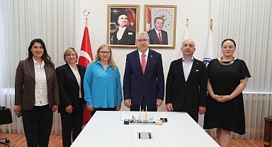 Bu proje ile yaşlılar için yapay zeka destekli iletişim ve bilişsel fonksiyon izleme sistemi geliştirilecek