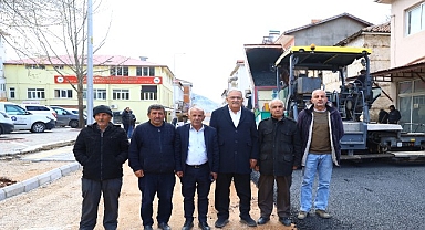 Büyükşehir Belediyesi’nden Gündoğmuş’a sıcak asfalt