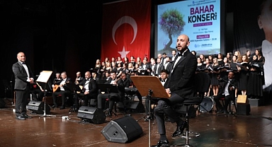 Büyükşehir THM korosundan bahar konseri