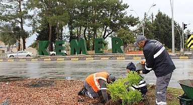 Büyükşehir’den Kemer’de peyzaj çalışması