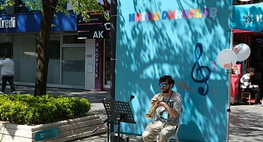 Cumhuriyet Bulvarı’nda 23 Nisan’a özel “Notalı Duraklar”