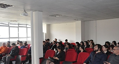Dr. Çisem Altunayar Ünsanal “Fen Bilimleri Enstitüsünden NASA’ya Yolculuk” hikâyesini anlattı