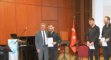 EÜ Konservatuarında “Uzun Yollar, Büyük Ezgiler” konseri