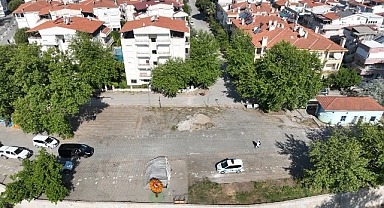 Edremit’te İskele Mahallesi’nde Çevre Düzenlemesi Yapılıyor