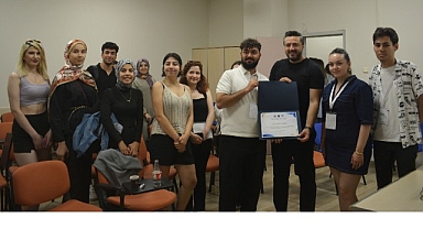 Ege’de ilişki yönetimi ve bağlanma problemleri konuşuldu