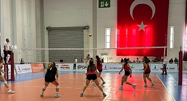 Festival Voleybol’da ilk ödüller verildi