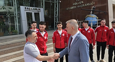 Gölcük Belediyespor Voleybol Takımı’nın hedefi Türkiye Şampiyonası