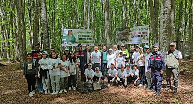Gölcüklü minik ellerden anlamlı farkındalık ‘Ormanlar Benim’