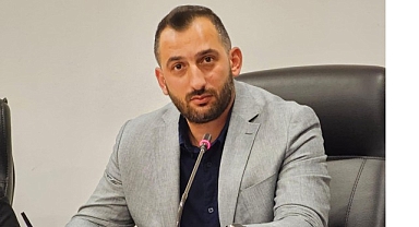 Haydi Gölcük takımına desteğe