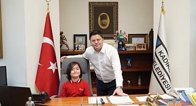 Kadıköy Belediyesi başkanlık koltuğunu çocuklara emanet etti