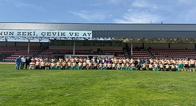 Kahramankazan’lı güreşçiler şampiyonaya damga vurdu