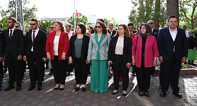 Kemer’de 23 Nisan Ulusal Egemenlik ve Çocuk Bayramı kutlandı