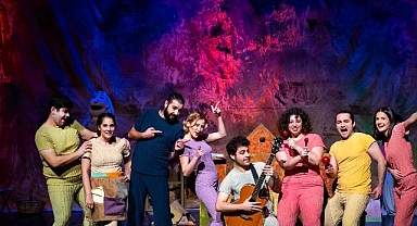 Odeabank’ın Eşit Masallar tiyatro oyunu 23 Nisan’a özel sahnelenecek