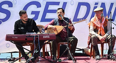 Oraklar’da Hıdırellez Coşkusu: Yörük Kültürüyle Bütünleşen Festivalde Bahar Şenliği