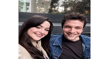 Prime Video, Ahmet Haktan Zavlak ve Derya Pınar Ak’ın başrollerini paylaştığı 0000 Kilometre filminin kamera arkası görüntülerini paylaştı