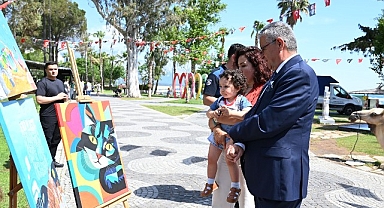 Öğrencilerden sanatla çevreye duyarlılık mesajı