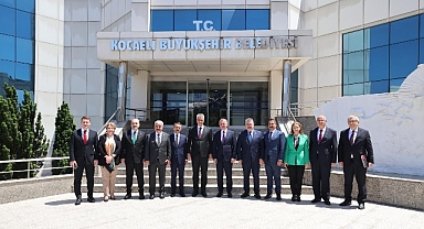 Sağlık Bakanı Memişoğlu’ndan Başkan Büyükakın’a teşekkür