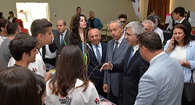 Türkiye’nin Geleceğini Genç Beyinler İnşa Ediyor