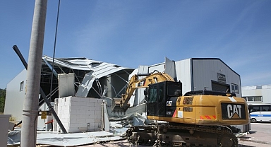 Yaylacık Mahallesi’nde 2 kaçak yapı yıkıldı