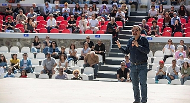 İZKİTAP’ta sanat rüzgârı