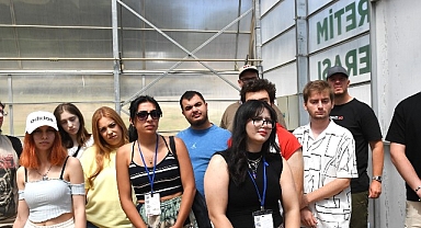 Avrupalı öğrenciler Osmangazi’de fide dikti