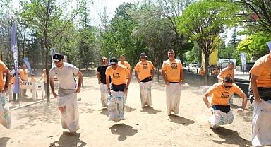 Büyükşehir’in Baba-Oğul Kampı’nda Çocuklar Babalarıyla Keyifli Vakit Geçirdi