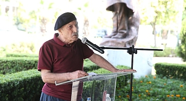 Dünya şairi Nazım Hikmet, Karşıyaka’da şiirleriyle anıldı