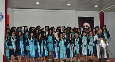EÜ Ödemiş Sağlık Bilimleri Fakültesinde mezunlar sektöre uğurlandı