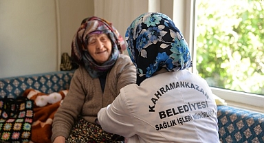 Evde Sağlık Hizmetleri Devam Ediyor
