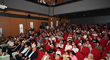 Kartepe Belediyesi Genç Akademi 4. Dönem Mezunlarını Gururla Uğurladı