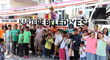 Kartepe’de Mahalle Mahalle Bayram Neşesi