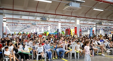 Çocuklara Başkan Çerçioğlu’ndan Tatil Hediyesi: Karne Şenliği Coşkuyla Tamamlandı