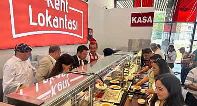 Osmangazi Belediyesi’nden Ferdi Zeyrek anısına yemek ikramı