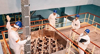 Rosatom: Novovoronezh NGS VVER-1200 Reaktörüne İlk 5’inci Nesil Yakıt Yüklemesi Yapıldı