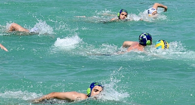 Spor ve eğlenceyi birleştiren Sutopu Festivali başladı