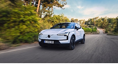 Volvo’nun En Kompakt ve Tamamen Elektrikli SUV’u EX30 Türkiye Yollarında