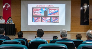 Özel gereksinimli bireylere ağız ve diş sağlığı eğitimi