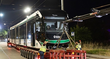 8’inci tramvay konforlu ulaşım ailesine katıldı