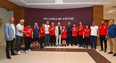 Başkan Pekyatırmacı Avrupa Şampiyonu Özel Millî Sporcuları Ağırladı
