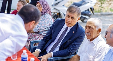 Başkan Tugay’dan yanan köylerin normale dönmesi için kararlılık mesajı